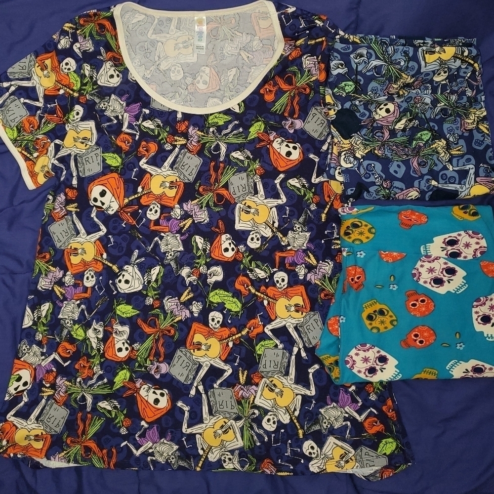 𝅺LULAROE Day of the Dead bundle